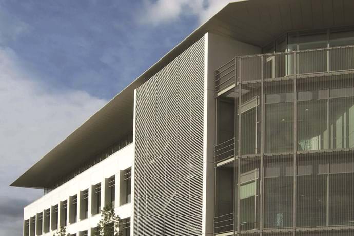 Award Winning O2 Building Case Study - Alumasc Skyline